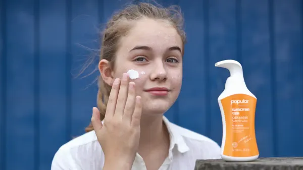 The Best Sunscreens for Teens — A science-backed guide to mineral and chemical SPF for every teen skin type.
